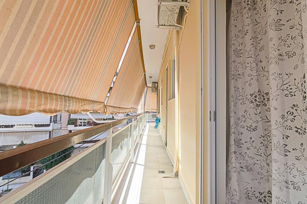 Cozy Flat With 1 Bedroom Next To Metro Station Ateny Zewnętrze zdjęcie