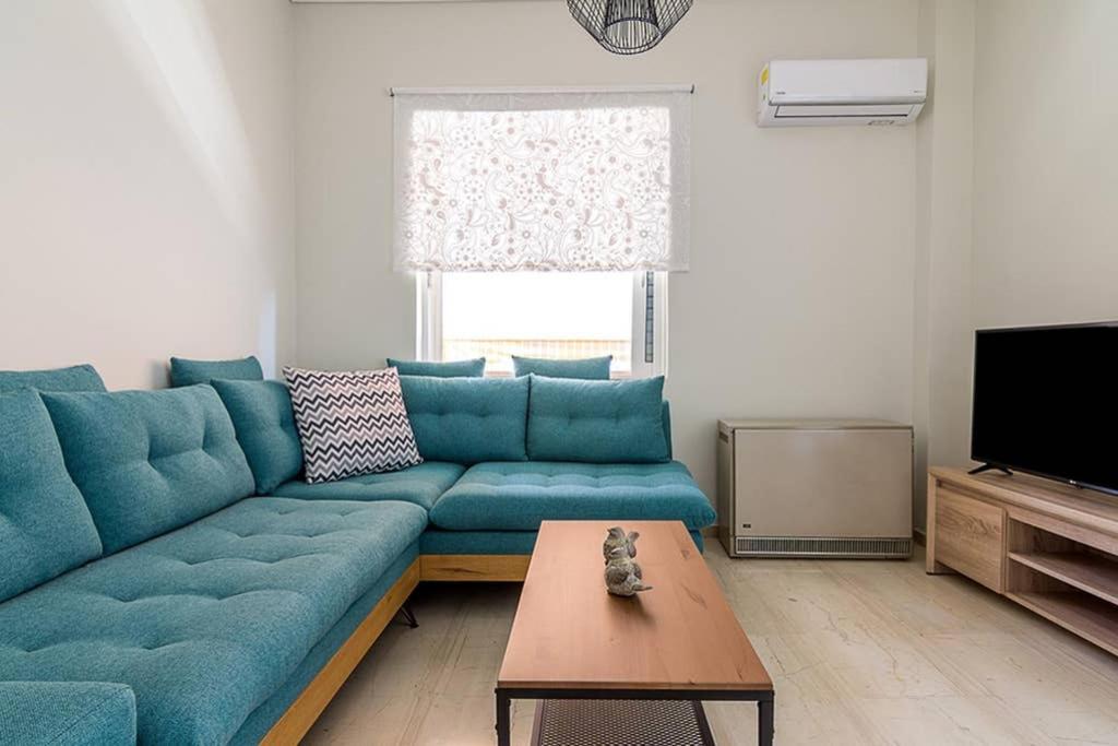 Cozy Flat With 1 Bedroom Next To Metro Station Ateny Zewnętrze zdjęcie